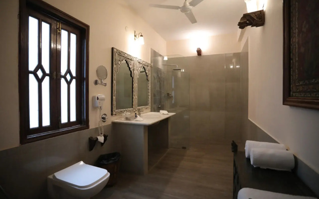 The Royal Retreat Resort and Spa