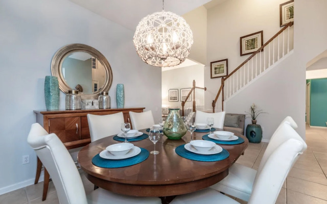 Spacious Home W/private Pool/spa & Free Waterpark!