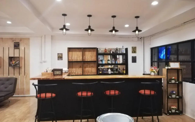Alita Hostel&Bar