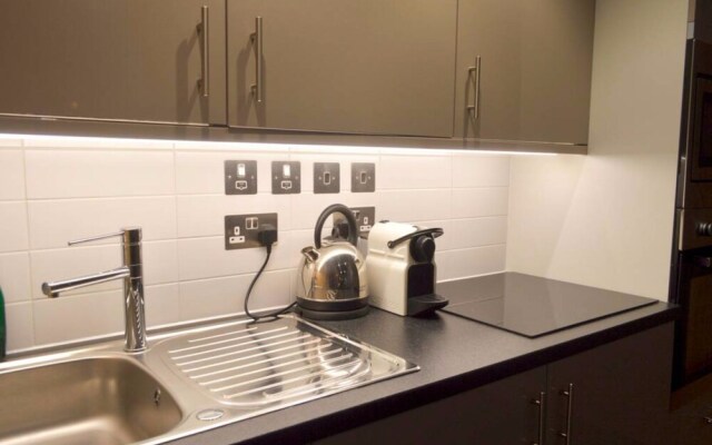 2 Bedroom Apartment on Royal Mile
