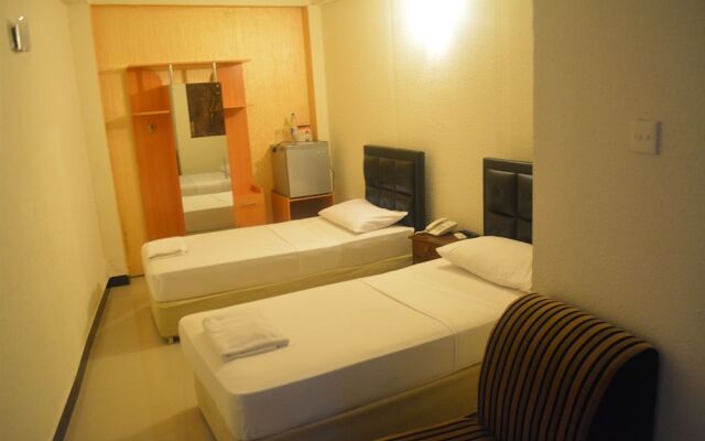 Saasha City Hotel