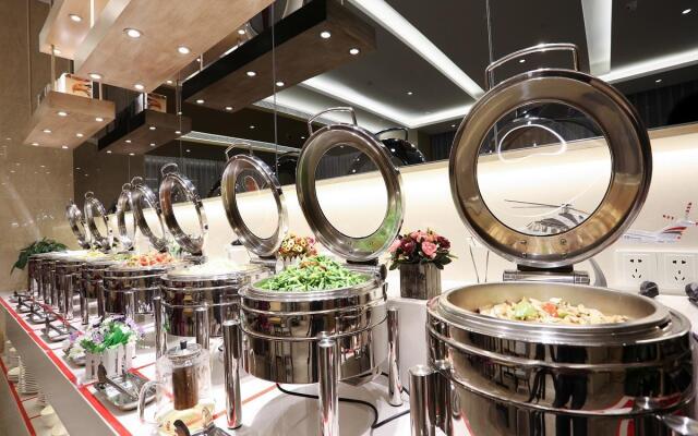 Lavande Hotels· Kuitun Center Park