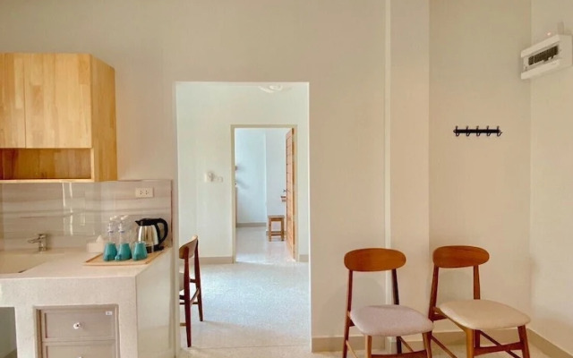 Calamint Residence Hotel