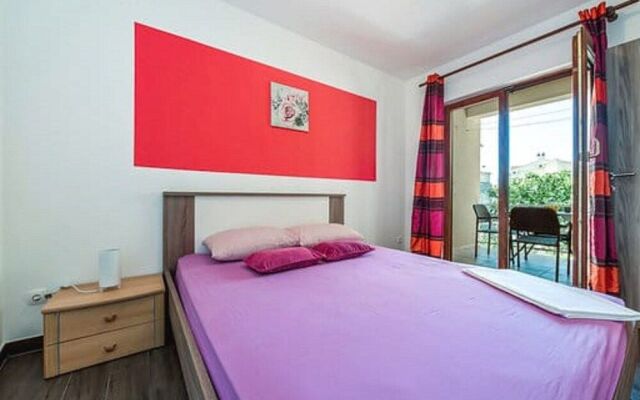 Apartment Lara 1Km From Sea