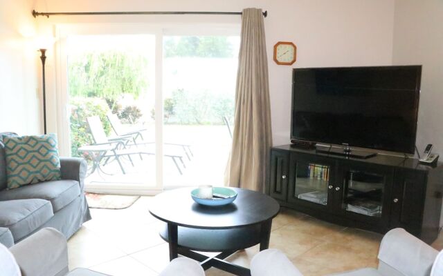 Jamaica Royale 086 - 2 Br Condo