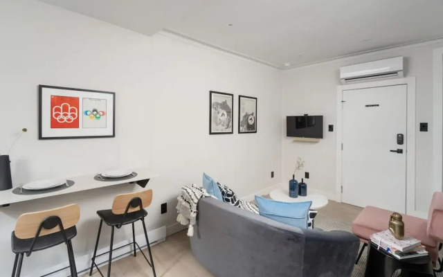 François-Denis Apartments