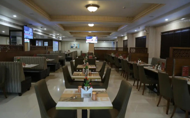 Hotel Grand Gayathri