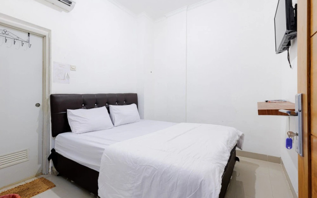 JJ House Mitra RedDoorz