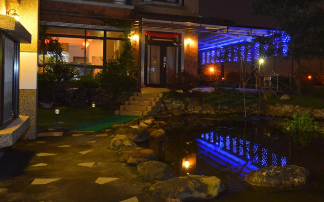 Riverbank B&B
