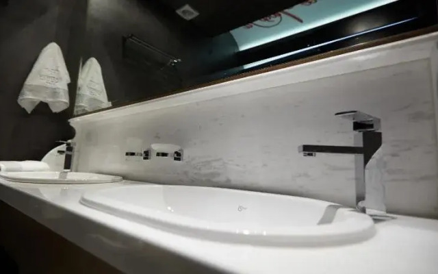 Veritas Boutique Art Hotel