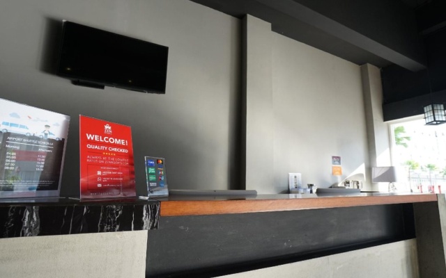 The Lively Hotel Kualanamu by Zen Rooms – Lobby – Batang Kuis