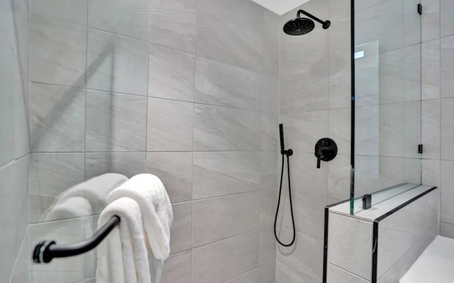 Design District Suites