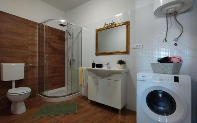 Apartman, studio and room Kata