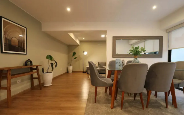 w Monochromatic 2BR w Terrace in Miraflores