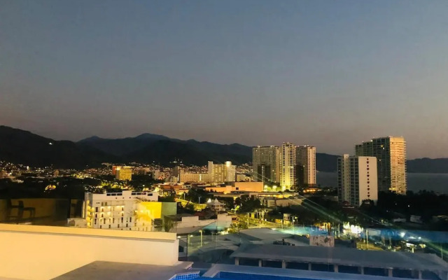 Zoho Skies T1 107 1BR by Casago