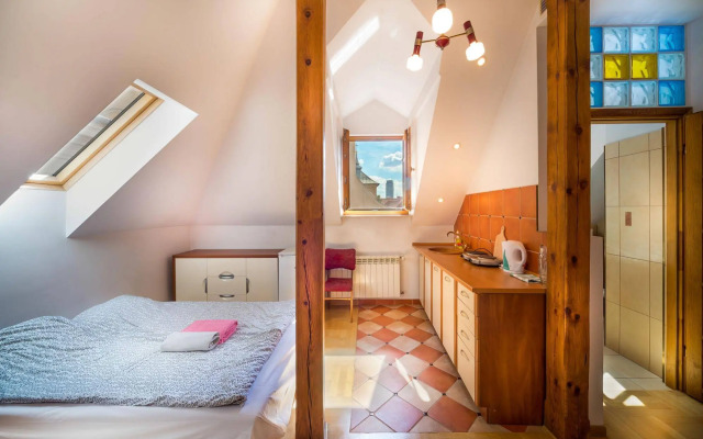 Old Town Kanonia Hostel & Apartments