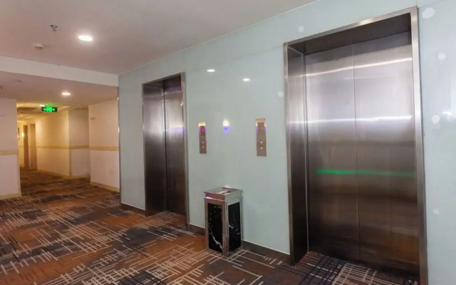 StarChain Qijiang Hotel - Zhongshan Xingzhong Square Sunwen Pedestrian Street Branch