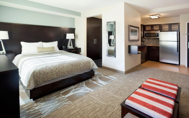 Staybridge Suites Rochester - Commerce Dr NW by IHG