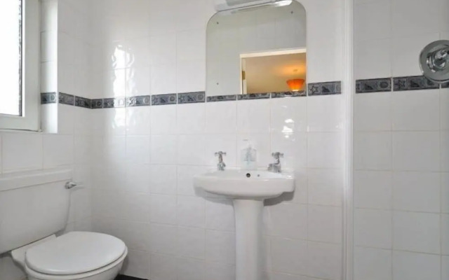 Lynfield Guest House