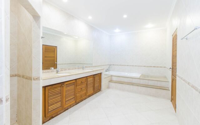 Majestice Pool Villa 4 Bedrooms