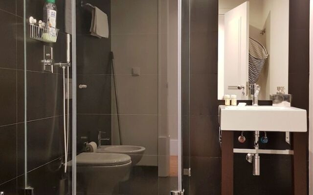 Lisbon Finestay Bica