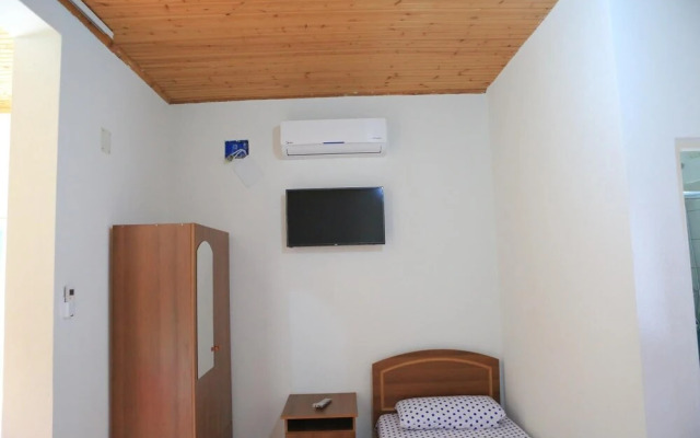Hotel Lakaj 2