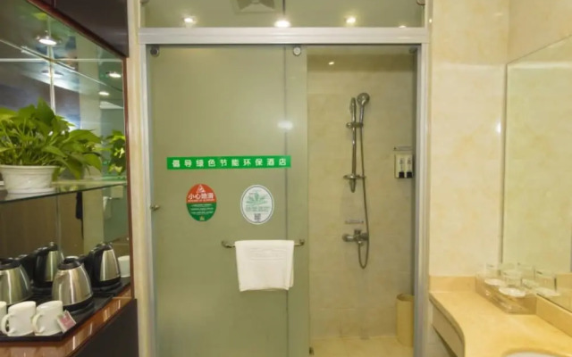 GreenTree Alliance Fengxian Fengcheng Nanfeng Highway Hotel
