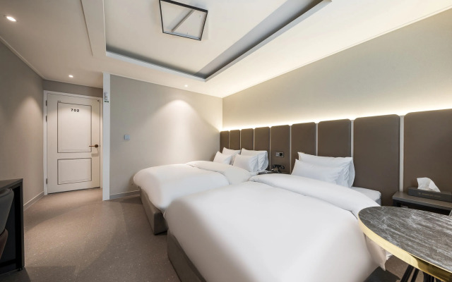 Brown Dot Hotel Chungju City Hall
