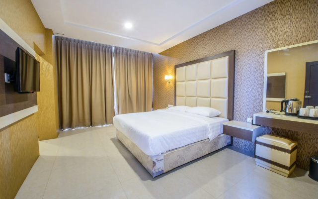 OYO 676 Nasa Hotel