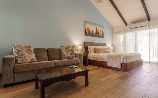 Bahia del Sol Beach Front Boutique Hotel