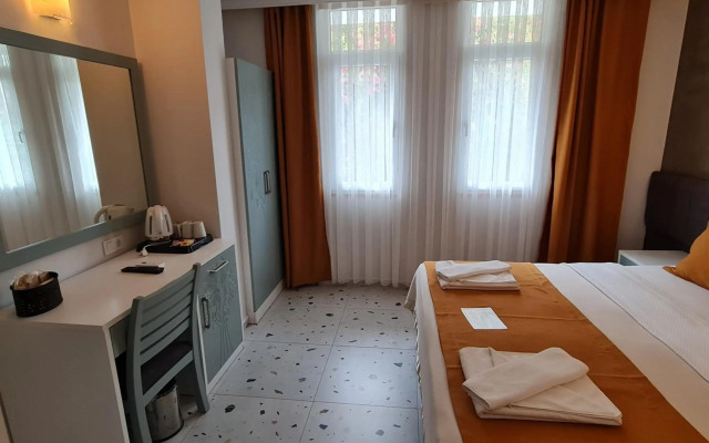 Tonoz Beach Hotel