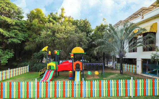 Club Mahindra Golden Landmark