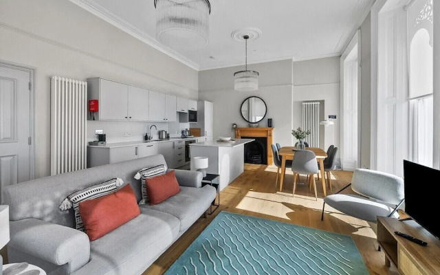 Elliott Terrace by Pureserviced.