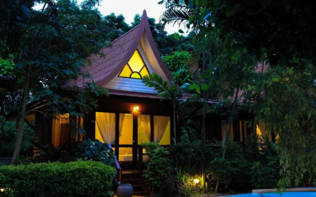 Baan Duangkaew Resort
