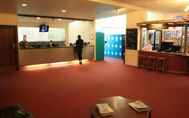 Hotel Waterloo & Backpackers