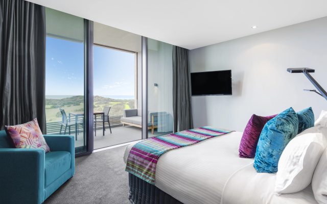 RACV Torquay Resort – Guest Rooms – Torquay