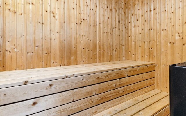 10 Person Holiday Home in Brovst-by Traum