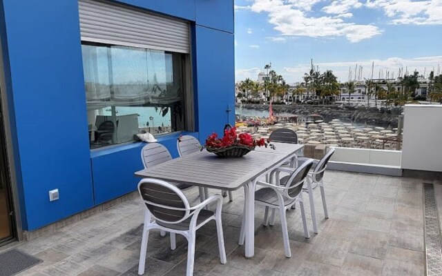 Beachfront Loft in Puerto de Mogan