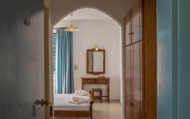 Fevro Hotel