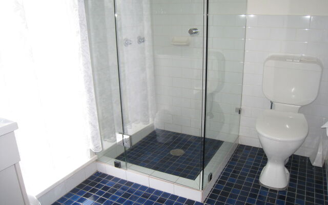 Country Lodge Motor Inn