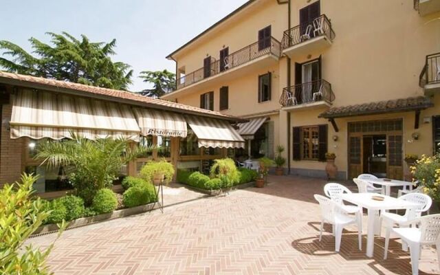 Albergo Ristorante Villa Maria