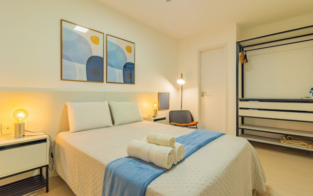 Beach Class Boa Viagem #2401 - Apt by Carpediem