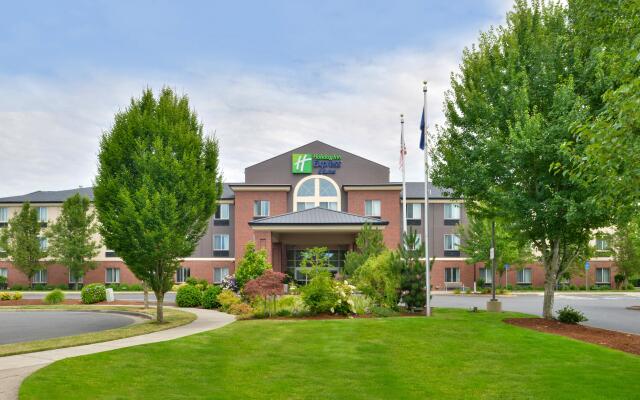 Holiday Inn Express & Suites Albany, an IHG Hotel