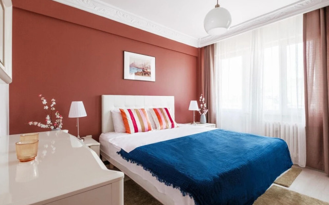 Sea View Flat w Balcony 5 min to Dolmabahce Palace