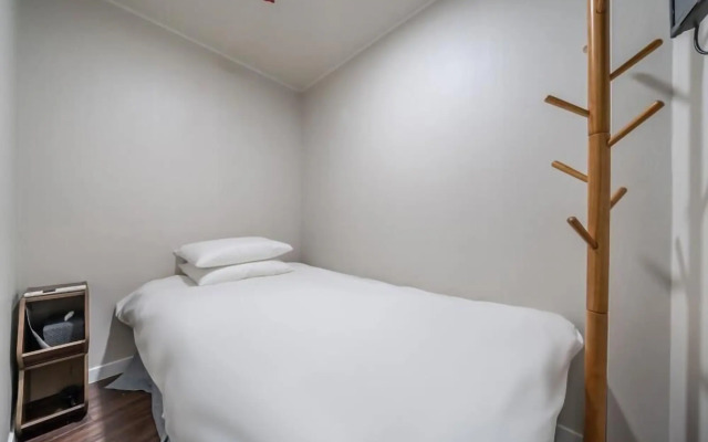 Mayone Hotel