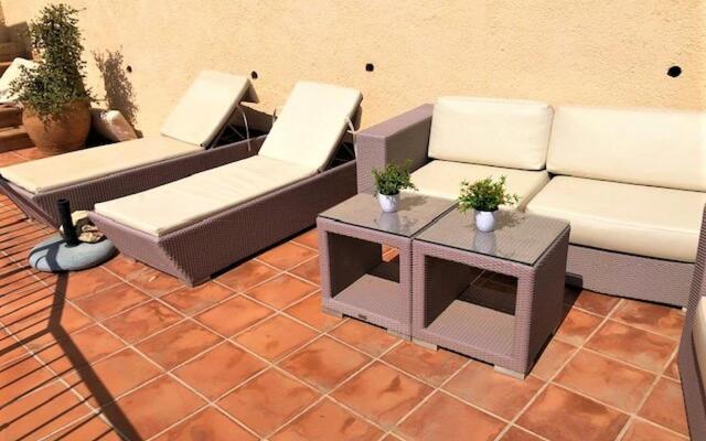 Sea-view holiday home in Altea Hills with private pool