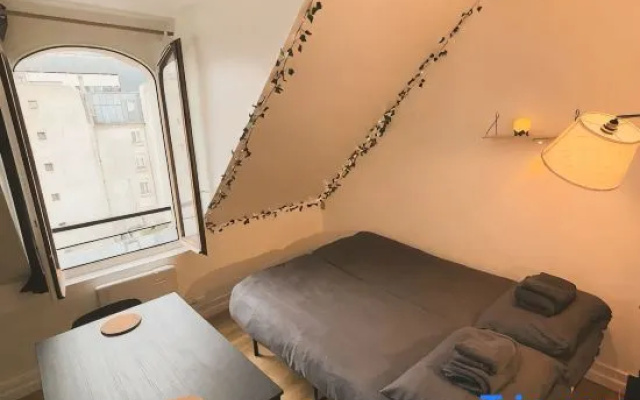 Stylish Studio near Bastille