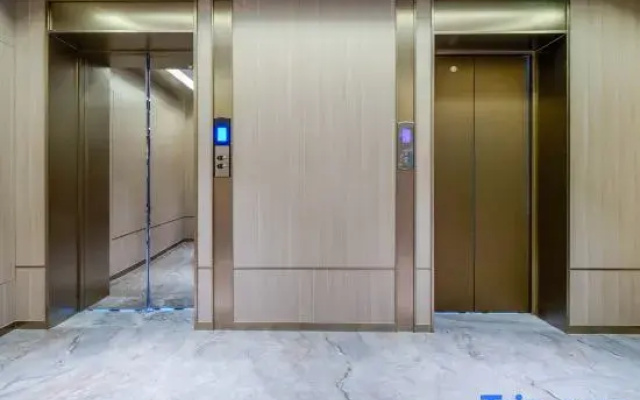 Starway Hotel (Yan'an Yichuan East Street)