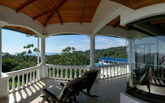 Cristal Ballena Boutique Hotel & Spa