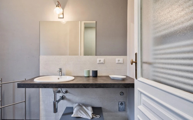 Porta Nuova Railway Station Flat